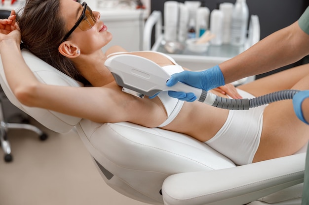 Neue Art von intensiver gepulster Lichttherapie IPL-Haarentfernungsgerät