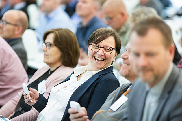 MBS-Vertriebspartner bei einem Meeting